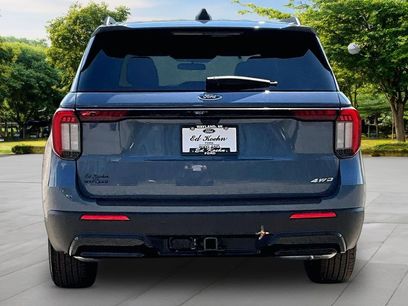 New 2026 Ford Explorer ST-Line