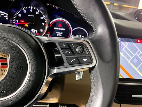 Used 2019 Porsche Cayenne S image 23