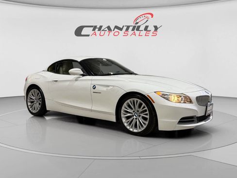 Used 2009 BMW Z4 sDrive35i image 7