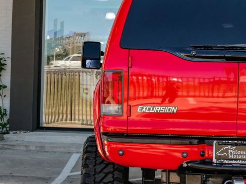 Used 2004 Ford Excursion Eddie Bauer image 40