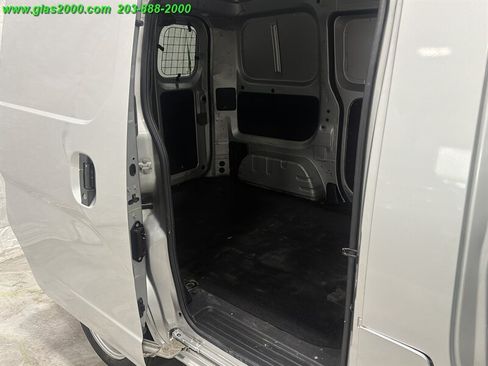 Used 2017 Chevrolet City Express LT w/ Technology Package FWD image 23