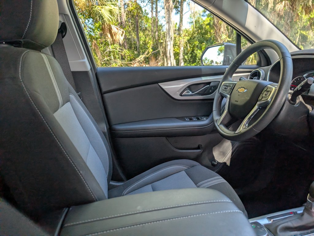 Used 2024 Chevrolet Blazer LT w/ Redline Edition FWD image 14