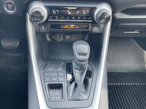 Used 2023 Toyota RAV4 XLE image 22