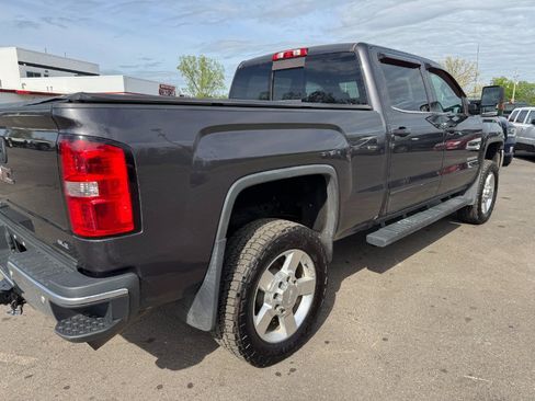 Used 2016 GMC Sierra 2500 SLE w/ SLE Preferred Package AWD/4WD image 11