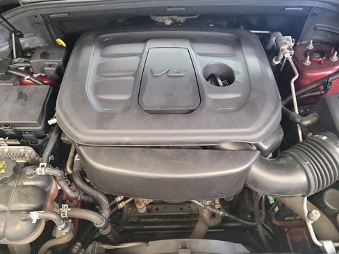 Used 2019 Jeep Grand Cherokee Laredo AWD/4WD image 30