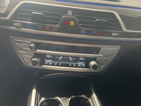 Used 2021 BMW 740i w/ M Sport Package RWD image 29