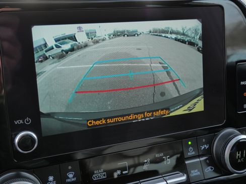 Certified 2025 Toyota Highlander XSE image 31