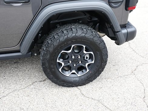 Used 2023 Jeep Wrangler Unlimited Rubicon 4xe w/ Steel Bumper Group AWD/4WD image 4