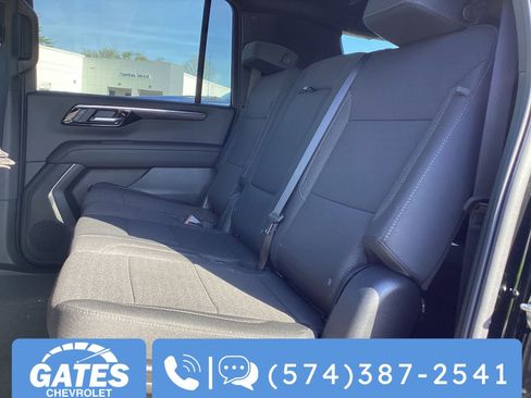 New 2026 Chevrolet Suburban LS w/ Max Trailering Package AWD/4WD image 10