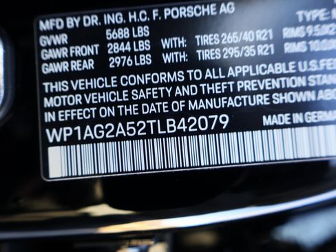 New 2026 Porsche Macan S image 38