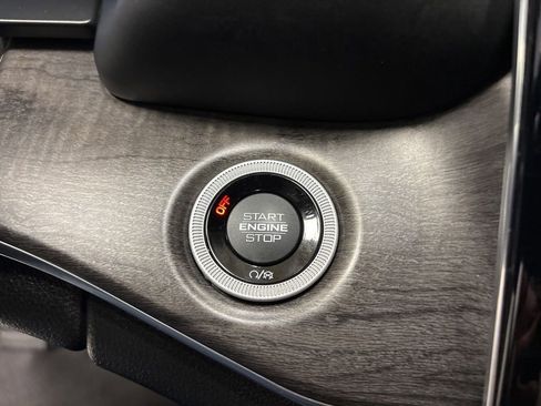 Used 2023 Jeep Grand Cherokee L Overland AWD/4WD image 19