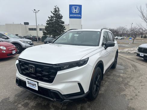 Certified 2025 Honda CR-V Sport image 1