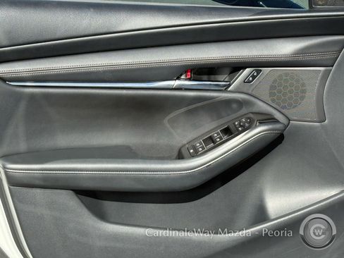 Used 2025 MAZDA MAZDA3 s image 18