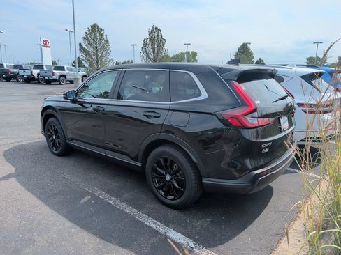 Used 2024 Honda CR-V EX-L image 5