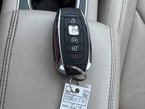 Used 2019 Lincoln MKC Reserve w/ MKC Climate Package image 17