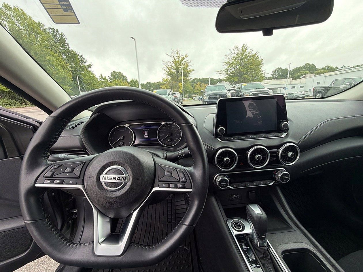 Used 2020 Nissan Sentra SV FWD image 5
