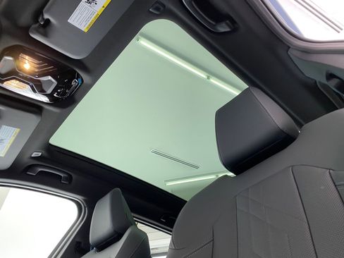 New 2026 BMW X3 xDrive30 w/ Premium Package image 14