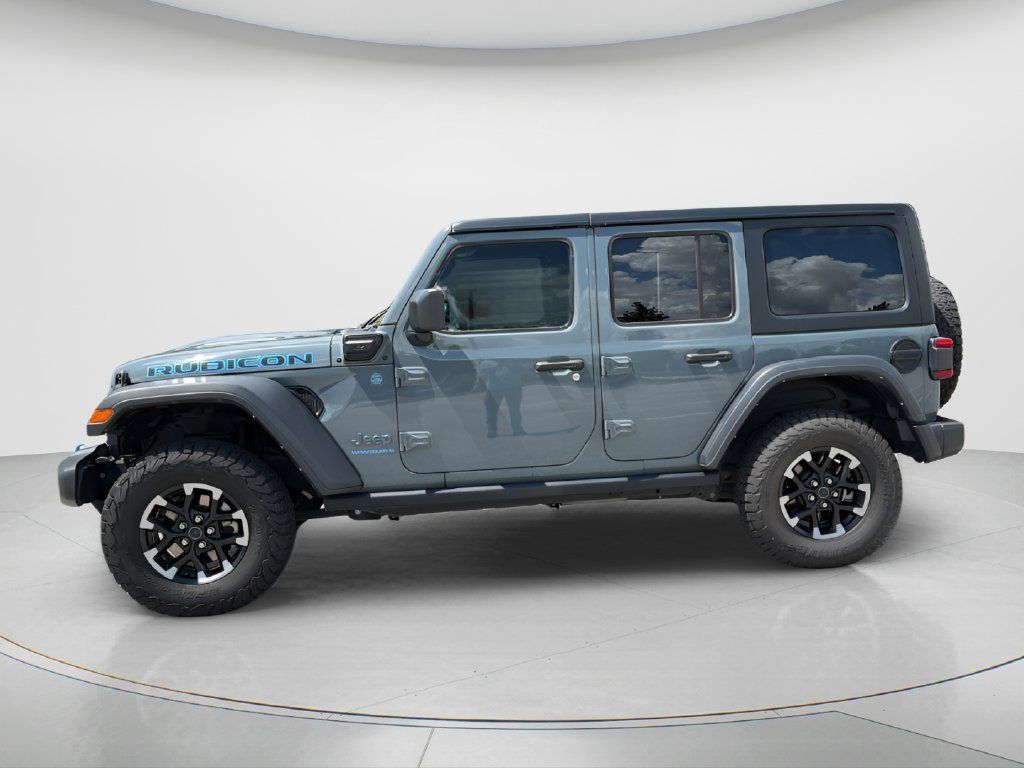 Used 2024 Jeep Wrangler Unlimited Rubicon 4xe AWD/4WD image 9
