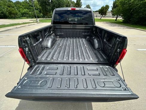 Used 2016 Ford F150 Lariat RWD image 10