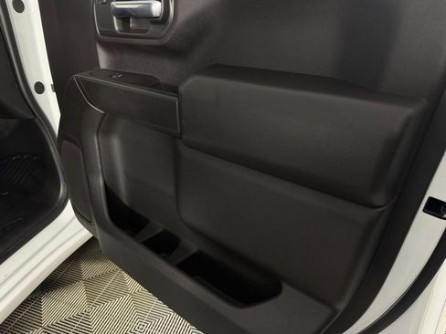 Used 2025 GMC Sierra 2500 Pro image 30