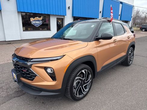 Used 2024 Chevrolet TrailBlazer RS w/ Convenience Package image 2