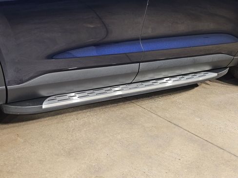 Certified 2025 Toyota Grand Highlander FWD image 38