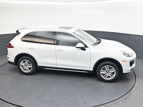 Used 2017 Porsche Cayenne Platinum Edition AWD/4WD image 19