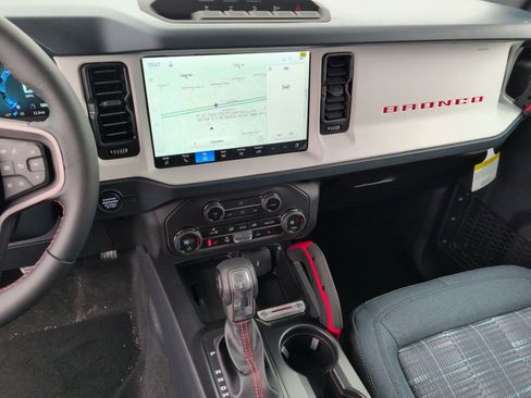 New 2026 Ford Bronco Heritage Edition image 30