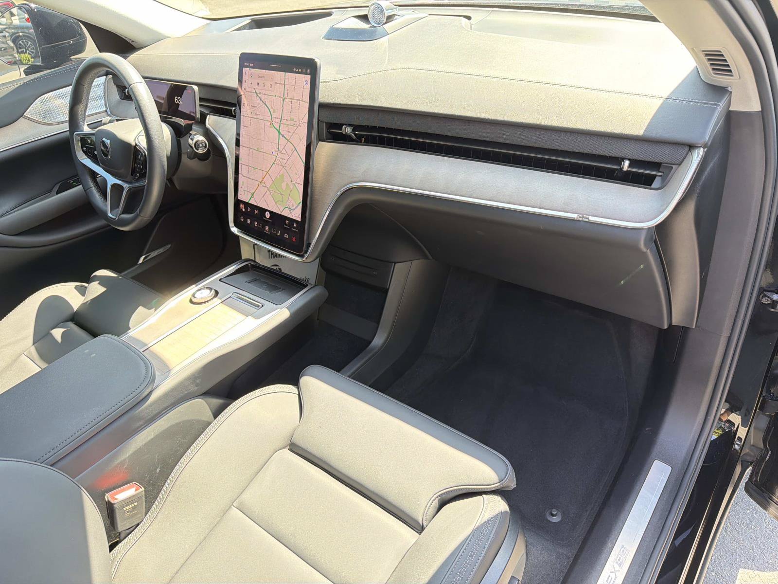 Certified 2025 Volvo EX90 Ultra AWD/4WD image 27