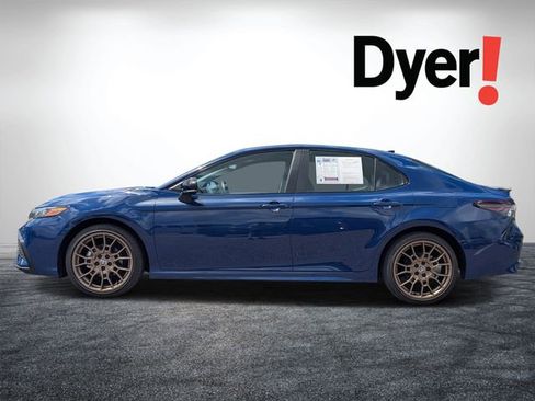 Used 2024 Toyota Camry SE FWD image 6