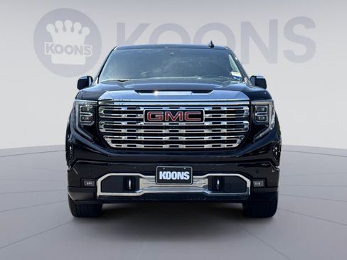 Used 2023 GMC Sierra 1500 Denali w/ Technology Package AWD/4WD image 11