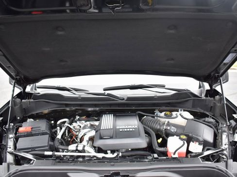 Used 2024 Chevrolet Silverado 1500 Custom Trail Boss w/ LPO, Dark Essentials Package image 16