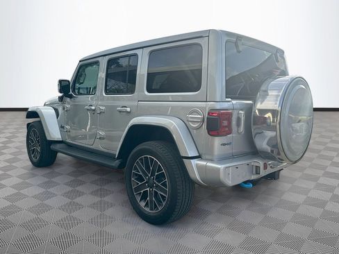 Used 2023 Jeep Wrangler Unlimited Sahara AWD/4WD image 8