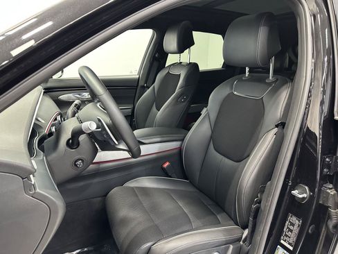 Used 2024 Genesis GV70 3.5T Sport AWD/4WD image 15