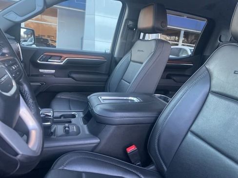 Used 2022 GMC Sierra 1500 Denali w/ Denali Reserve Package image 31