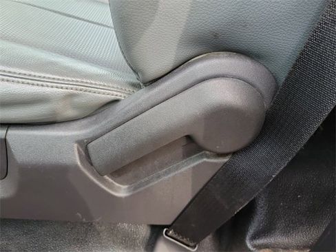 Used 2015 Ford F550 2WD Regular Cab Super Duty image 13