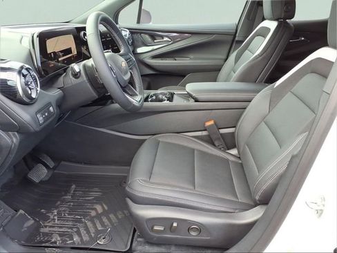 New 2026 Chevrolet Blazer EV LT image 14