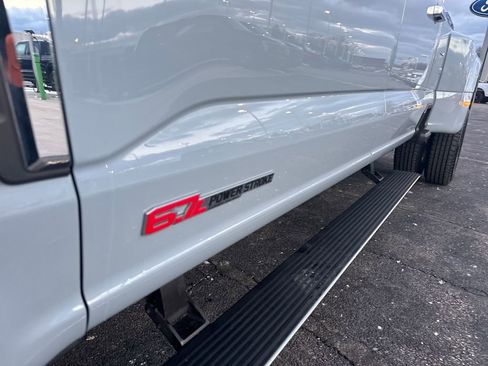 Used 2025 Ford F350 Platinum w/ Platinum Plus Package image 29