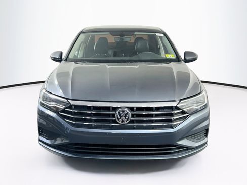 Used 2021 Volkswagen Jetta SE w/ SE Cold Weather Package FWD image 2