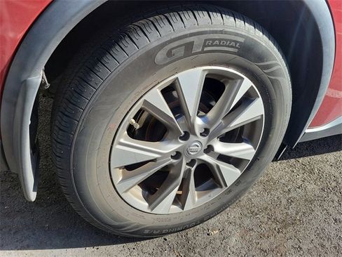 Used 2017 Nissan Murano S w/ Navigation Package image 6