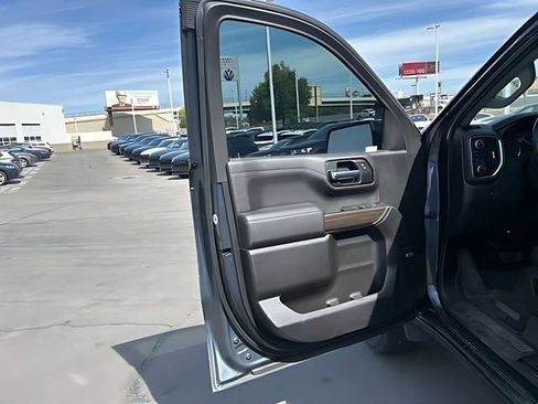 Used 2019 Chevrolet Silverado 1500 LT Trail Boss AWD/4WD image 24