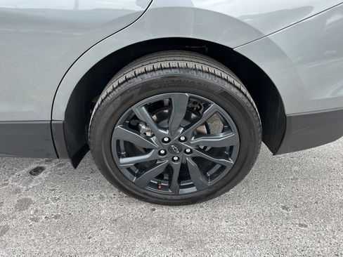 Used 2023 Chevrolet Equinox RS w/ RS Leather Package image 10