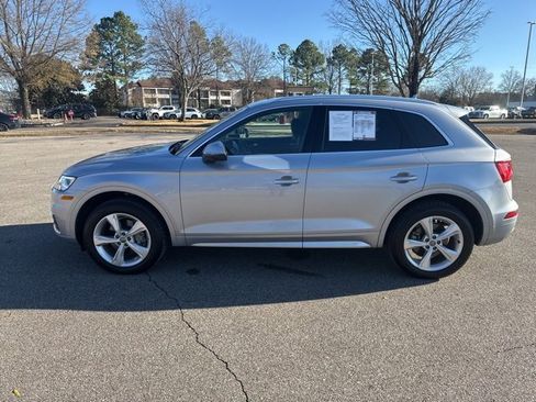 Used 2020 Audi Q5 2.0T Premium Plus w/ Premium Plus Package image 2