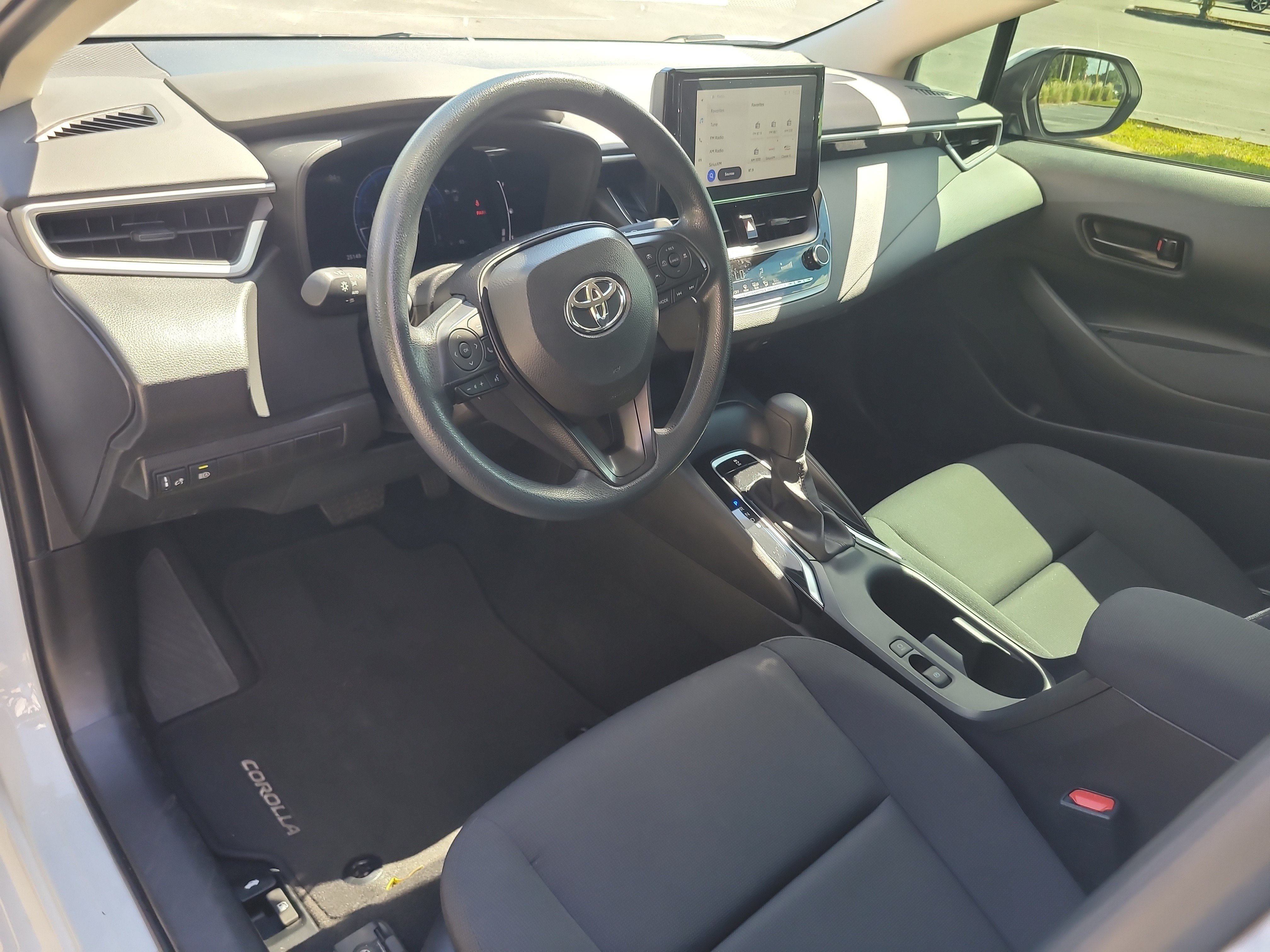 Certified 2026 Toyota Corolla LE FWD image 18