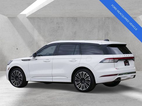 Used 2025 Lincoln Aviator Black Label AWD/4WD image 4
