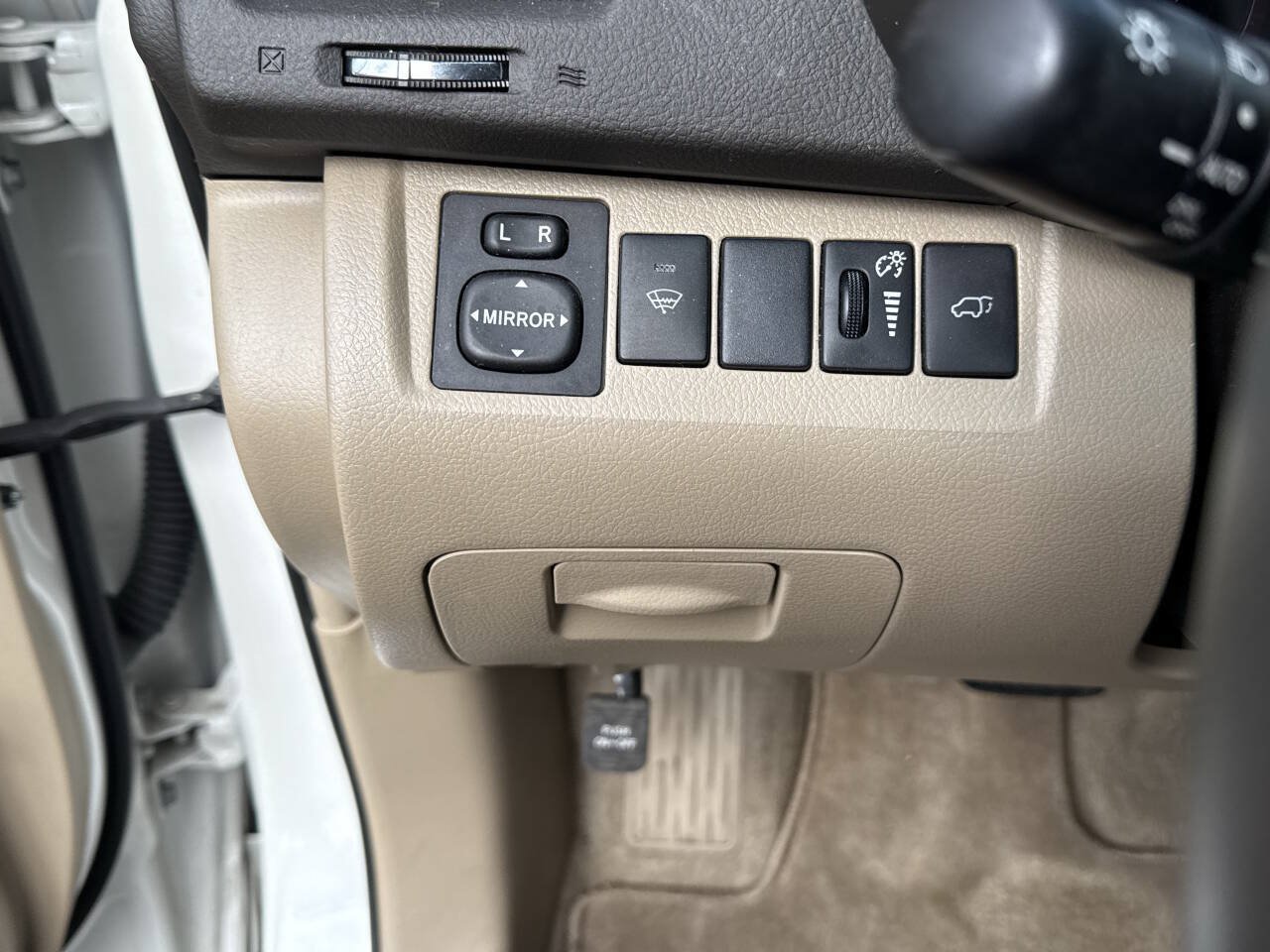 Used 2008 Toyota Highlander Limited AWD/4WD image 38