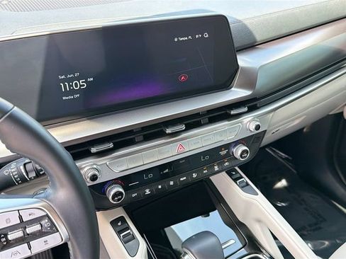 Used 2024 Kia Telluride S FWD image 26