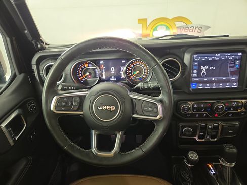 Used 2020 Jeep Wrangler Unlimited Sahara AWD/4WD image 14