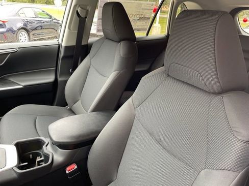New 2025 Toyota RAV4 LE image 9