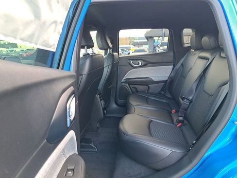 New 2026 Jeep Compass Latitude image 15